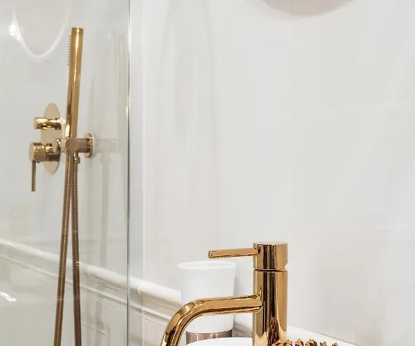 Hello Tatry 住宿加早餐酒店 3*